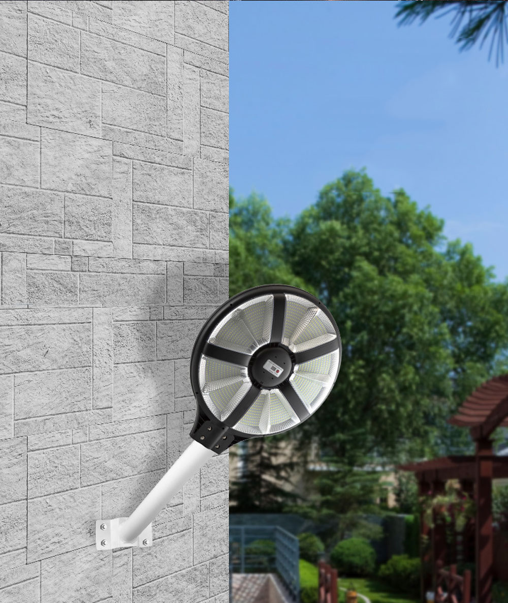 Đèn sân vườn năng lượng mặt trời 400w